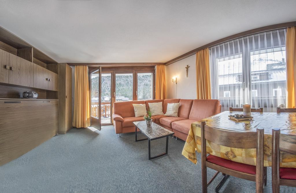 Apartments Bergrose Saas-Fee Kamer foto